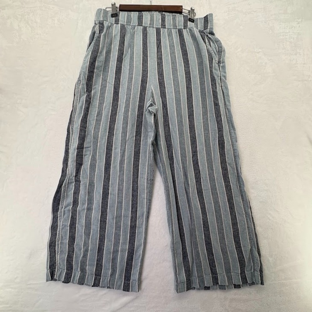Wonderly Women's Size Large Linen Pull on Striped Blue Pants Cropped